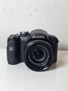 Panasonic Lumix DMC-FZ18 Compact Bridge Camera - Black